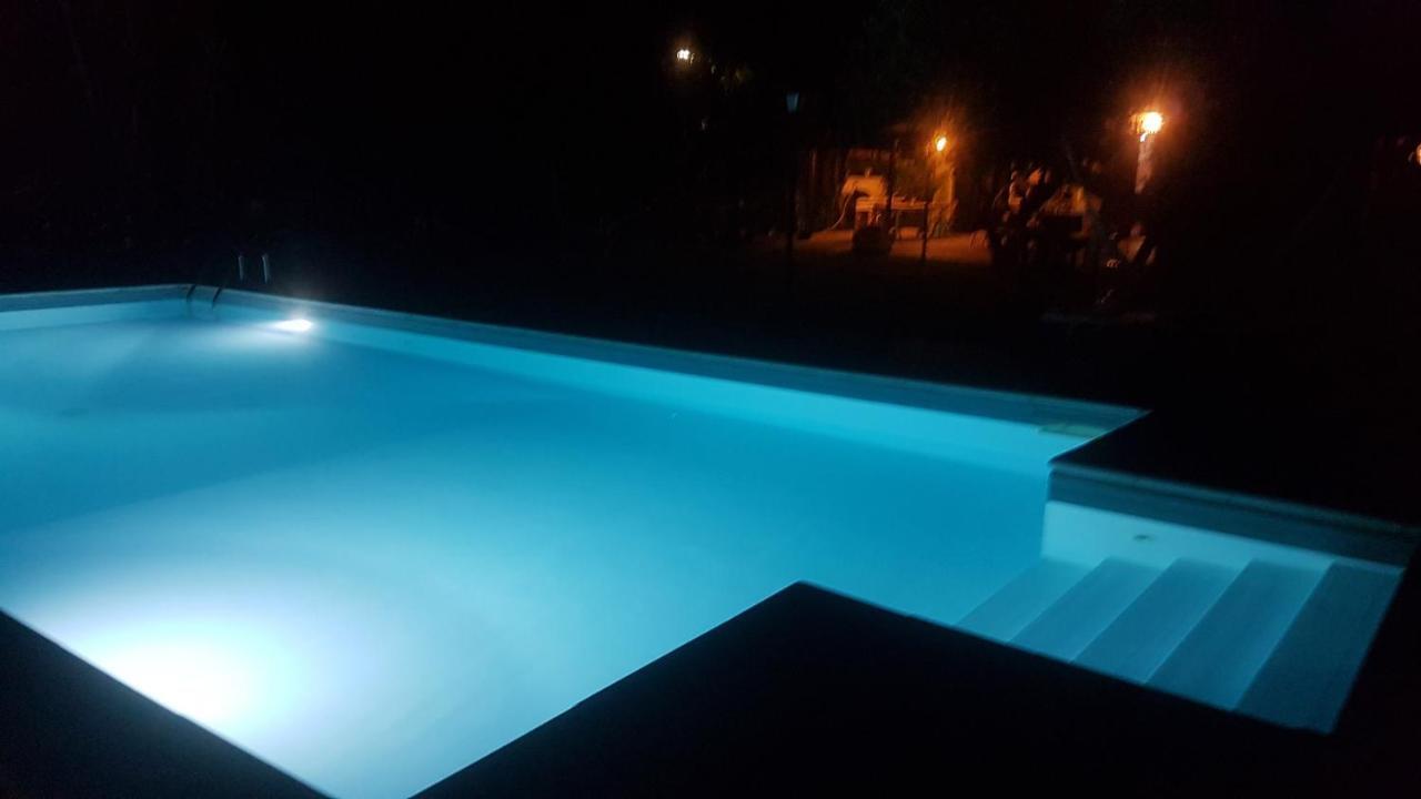 Silvi Paese Sinilu B&B المظهر الخارجي الصورة