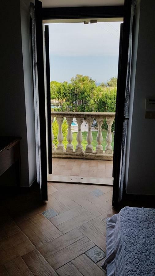 Silvi Paese Sinilu B&B المظهر الخارجي الصورة